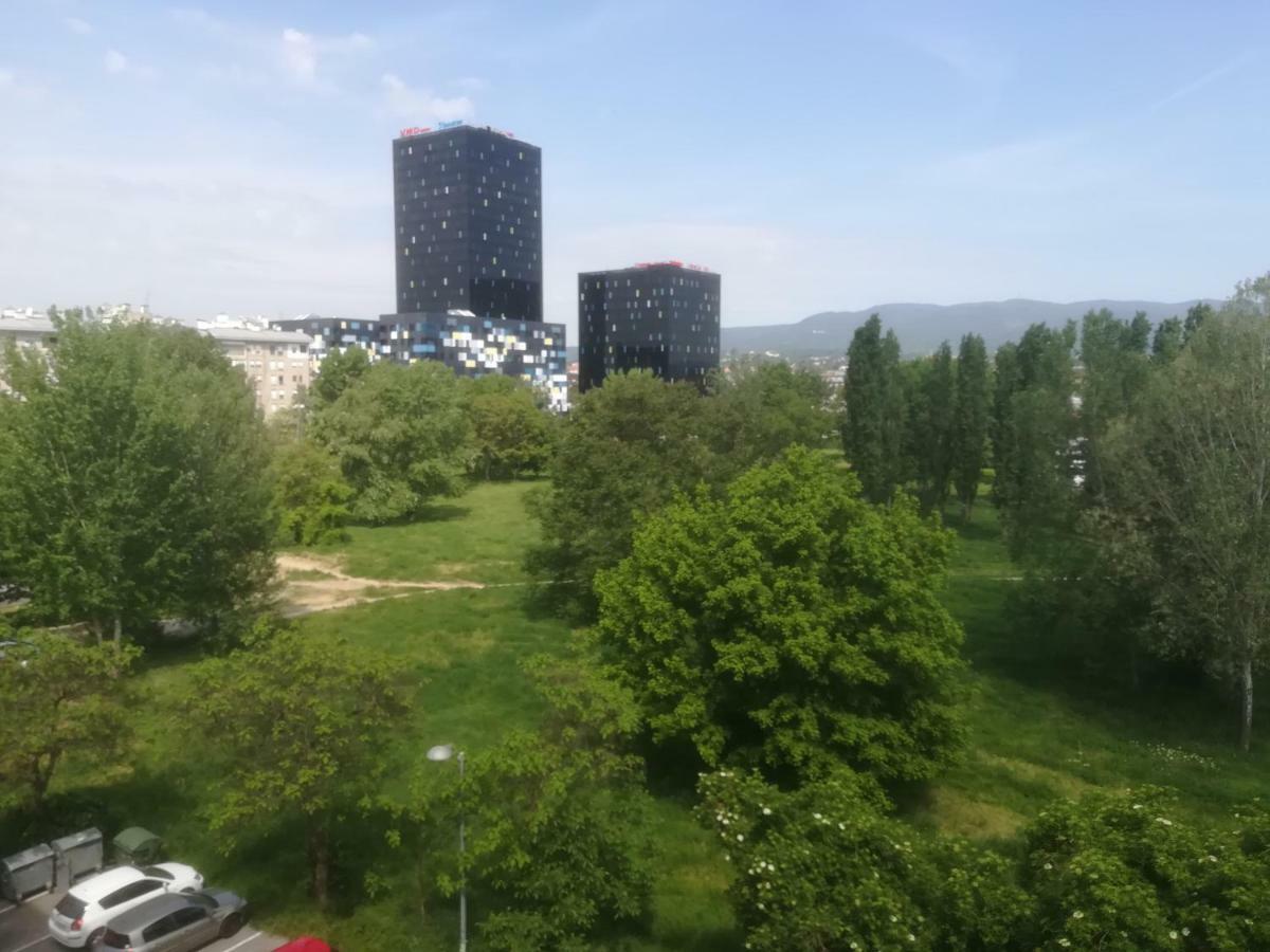 Meridian , 300m To Bus Terminal, Fast Wifi & Airport Transf *
